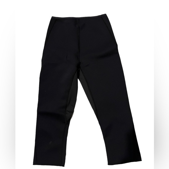 NWT, Zaggora Hot Pants for Exercise Black Size L - Picture 3 of 9